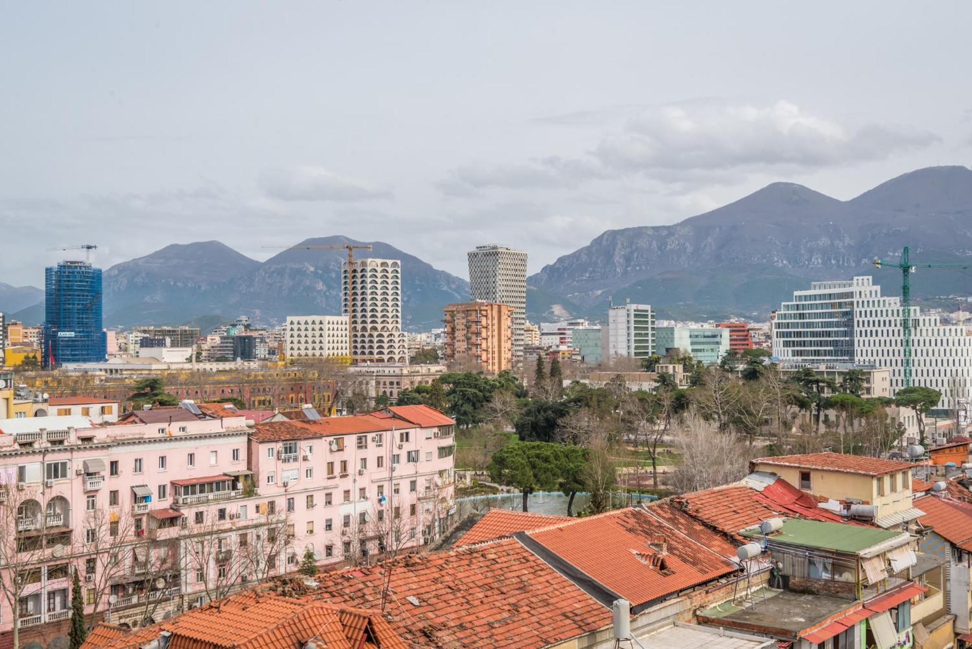 Luxurious Panoramic